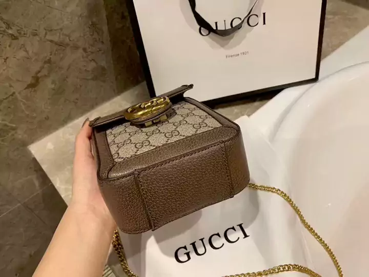 流行りブランドグッチバッグ 人気新作gucci風パロディバッグ おしゃれチェーン斜 めがけ小包 激安レザーバッグ
